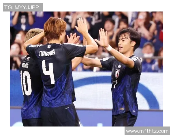 12强赛精彩对决日本队迎战实力不俗的伊拉克队争夺晋级名额